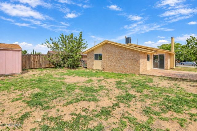 10705 RHYOLITE Drive, El Paso, TX 79924