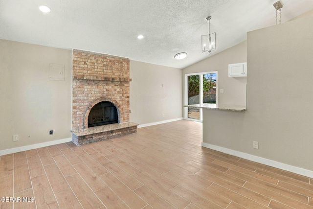 10705 RHYOLITE Drive, El Paso, TX 79924
