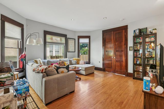 3407 Fremont Avenue S, Minneapolis, MN 55408