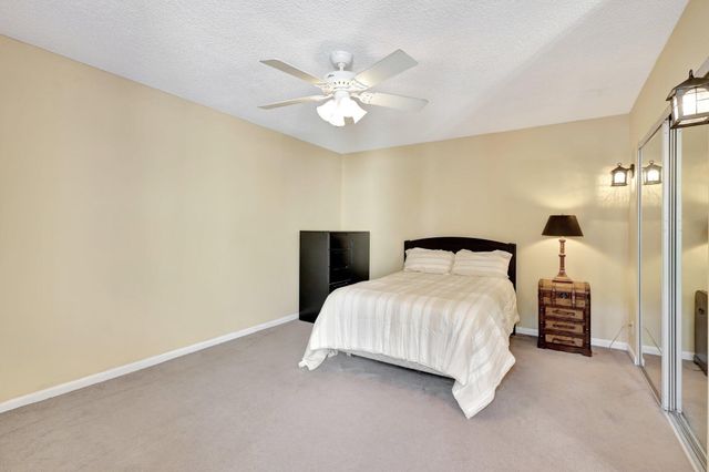 1558 Shaker Circle, Wellington, FL 33414