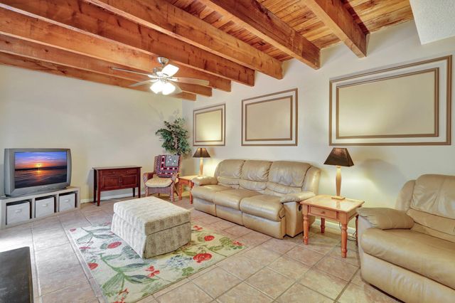 1558 Shaker Circle, Wellington, FL 33414