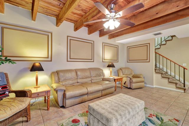 1558 Shaker Circle, Wellington, FL 33414