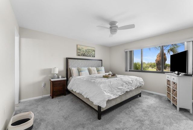 4266 Deste Court 302, Lake Worth, FL 33467
