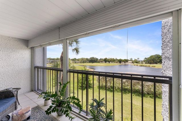 4266 Deste Court 302, Lake Worth, FL 33467