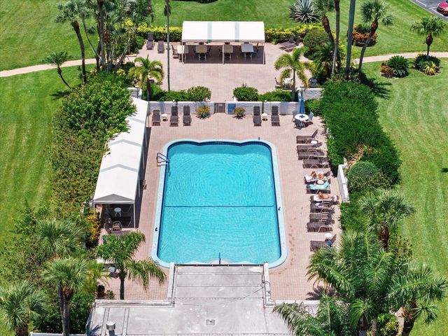 4266 Deste Court 302, Lake Worth, FL 33467