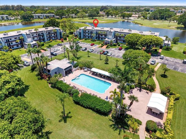 4266 Deste Court 302, Lake Worth, FL 33467