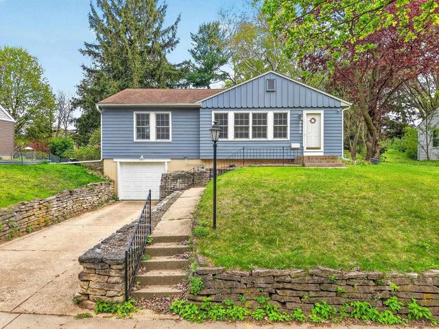 3533 Heather Crest, Madison, WI 53705