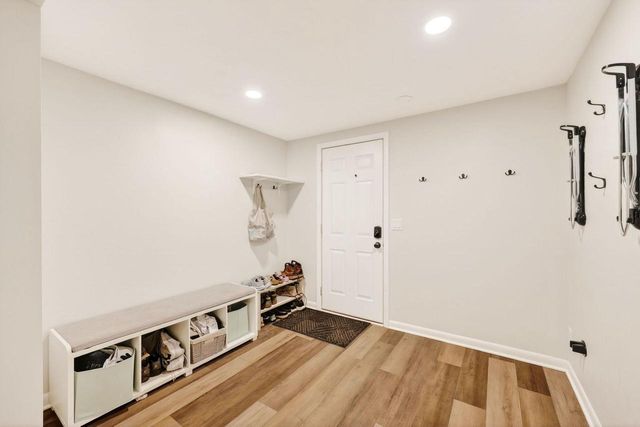 3533 Heather Crest, Madison, WI 53705