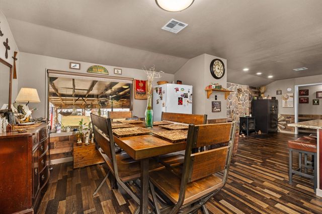 226 County Rd 184, Carthage, TX 75633