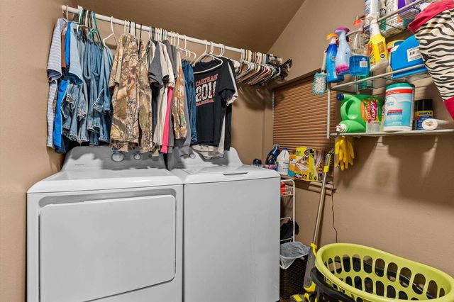 226 County Rd 184, Carthage, TX 75633