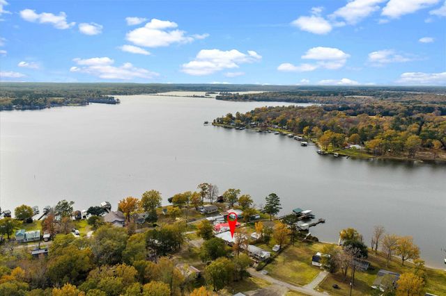 226 County Rd 184, Carthage, TX 75633