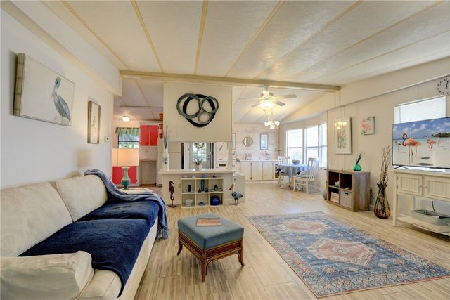 9845 61st Parkway, Sebastian, FL 32958