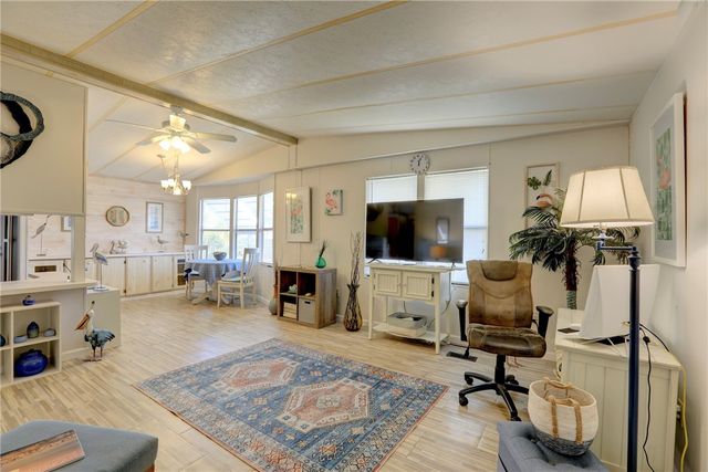 9845 61st Parkway, Sebastian, FL 32958