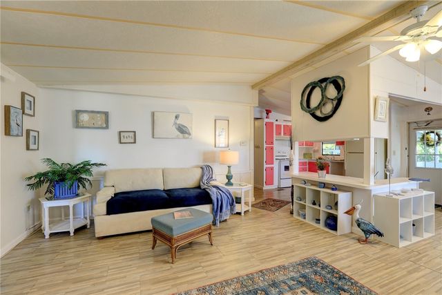 9845 61st Parkway, Sebastian, FL 32958