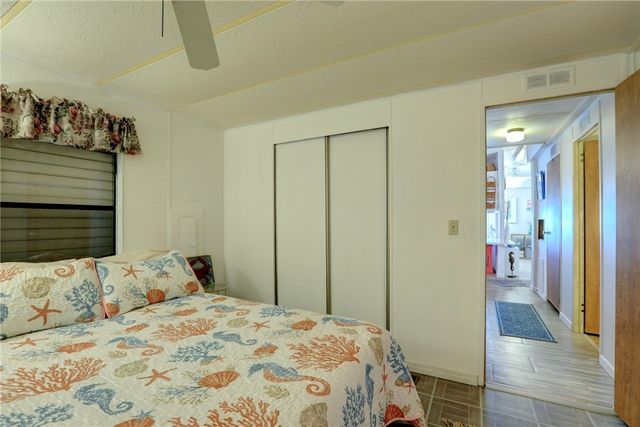 9845 61st Parkway, Sebastian, FL 32958