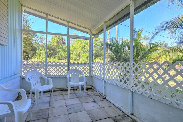 9845 61st Parkway, Sebastian, FL 32958