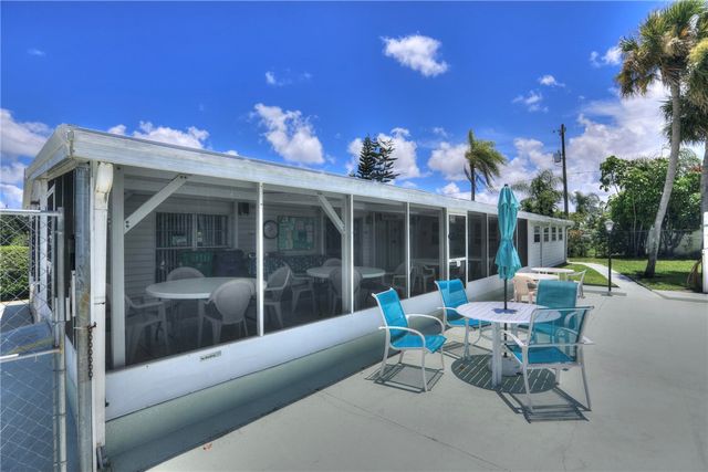 9845 61st Parkway, Sebastian, FL 32958