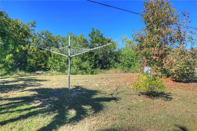 9845 61st Parkway, Sebastian, FL 32958