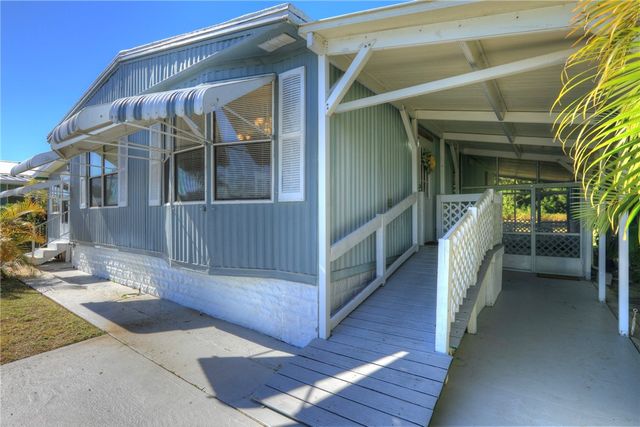 9845 61st Parkway, Sebastian, FL 32958