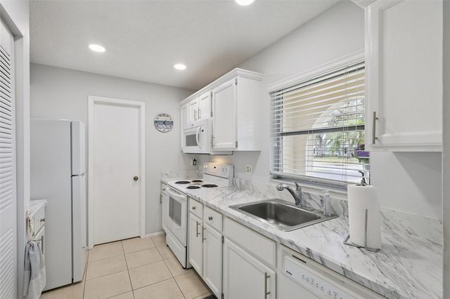 3404 38TH STREET W, Bradenton, FL 34205