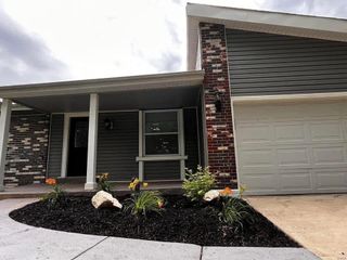 12095 Rosemist Drive, St Louis, MO 63138