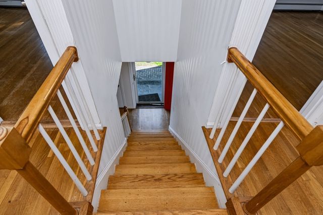 14 Cunningham Dr, Framingham, MA 01701