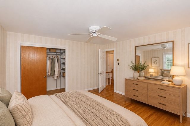 14 Cunningham Dr, Framingham, MA 01701