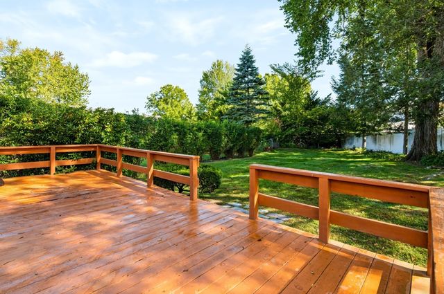 14 Cunningham Dr, Framingham, MA 01701