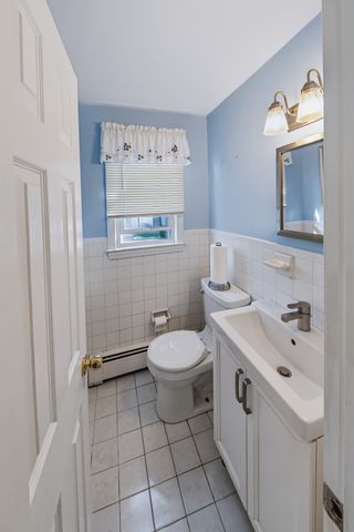 14 Cunningham Dr, Framingham, MA 01701