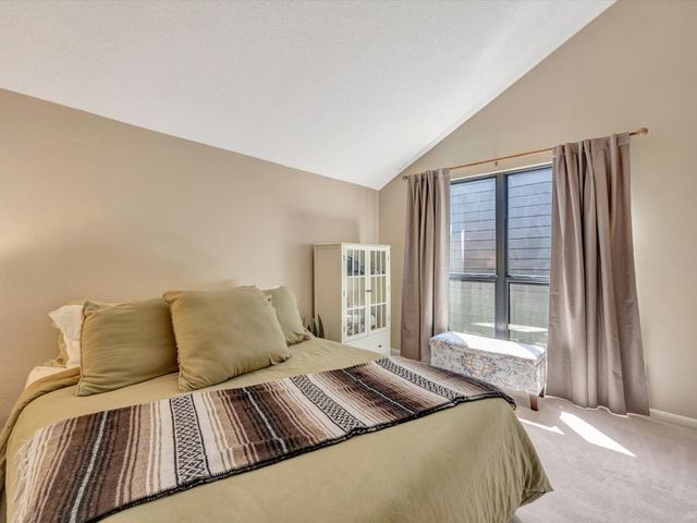 16570 Space Center Boulevard, Houston, TX 77058