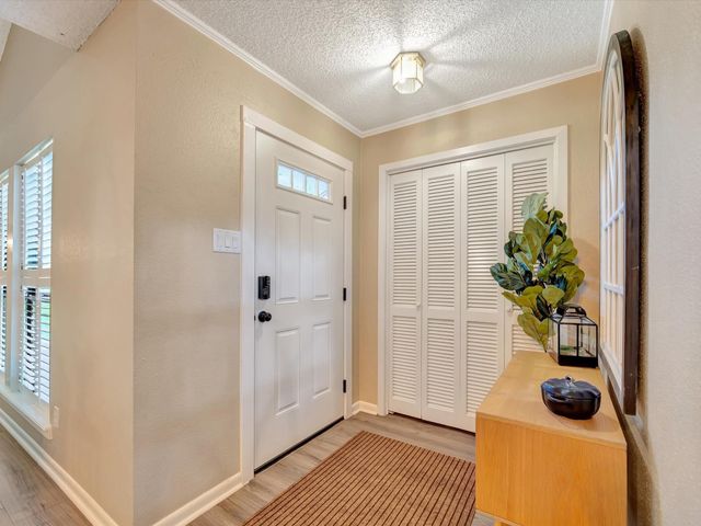 16570 Space Center Boulevard, Houston, TX 77058
