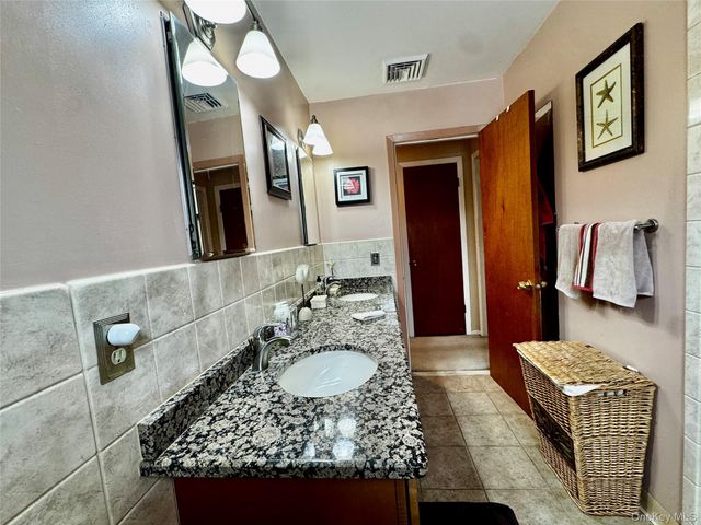 146 Wood Street, Mahopac, NY 10541