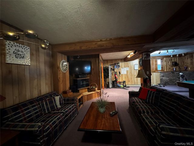 146 Wood Street, Mahopac, NY 10541