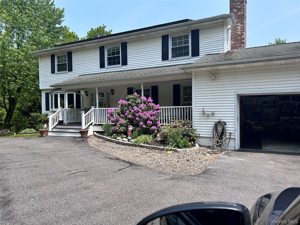 146 Wood Street, Mahopac, NY 10541