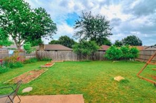 3804 Memphis Lane, Fort Worth, TX 76133