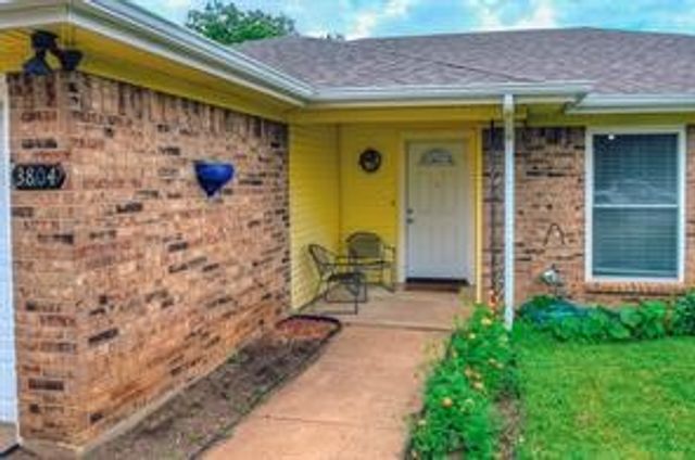 3804 Memphis Lane, Fort Worth, TX 76133