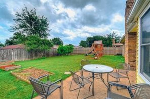 3804 Memphis Lane, Fort Worth, TX 76133