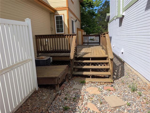 1514 S Buckley Way, Aurora, CO 80017