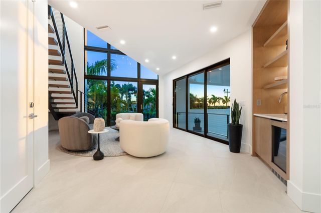 519 ROUNTREE DRIVE, Longboat Key, FL 34228