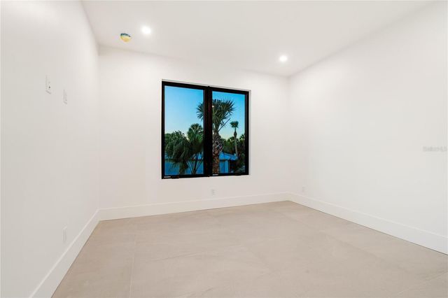 519 ROUNTREE DRIVE, Longboat Key, FL 34228