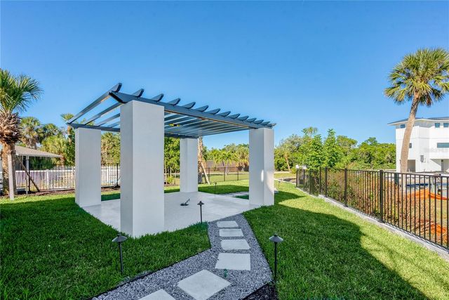 519 ROUNTREE DRIVE, Longboat Key, FL 34228