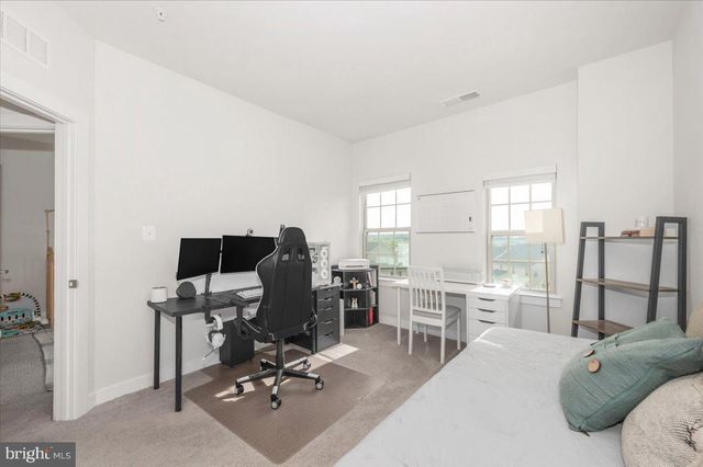 5965 DUVEL ST, Ijamsville, MD 21754