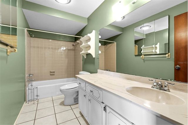 1006 DE LEO DRIVE, Sarasota, FL 34243