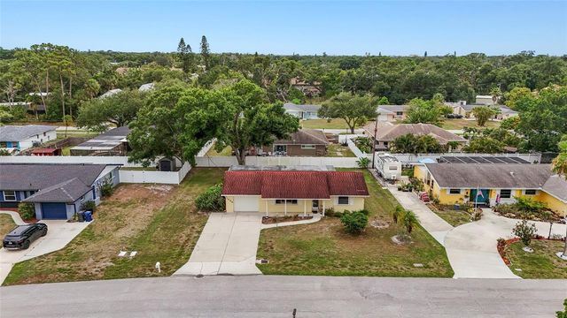 1006 DE LEO DRIVE, Sarasota, FL 34243