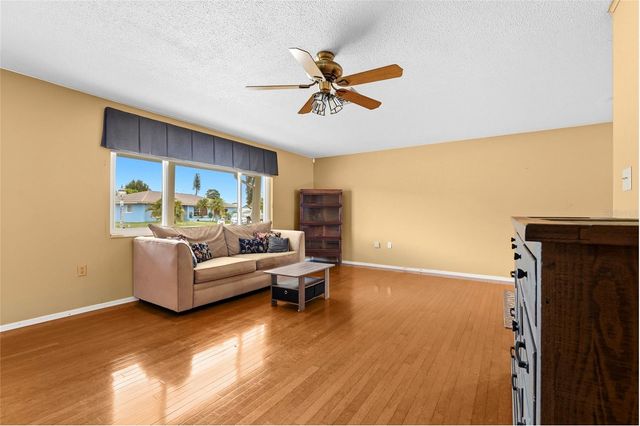 1006 DE LEO DRIVE, Sarasota, FL 34243