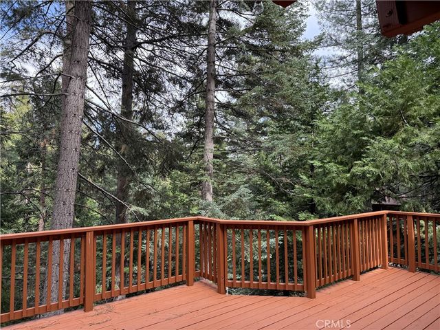 27334 Pinewood Drive, Lake Arrowhead, CA 92352