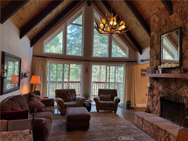 27334 Pinewood Drive, Lake Arrowhead, CA 92352