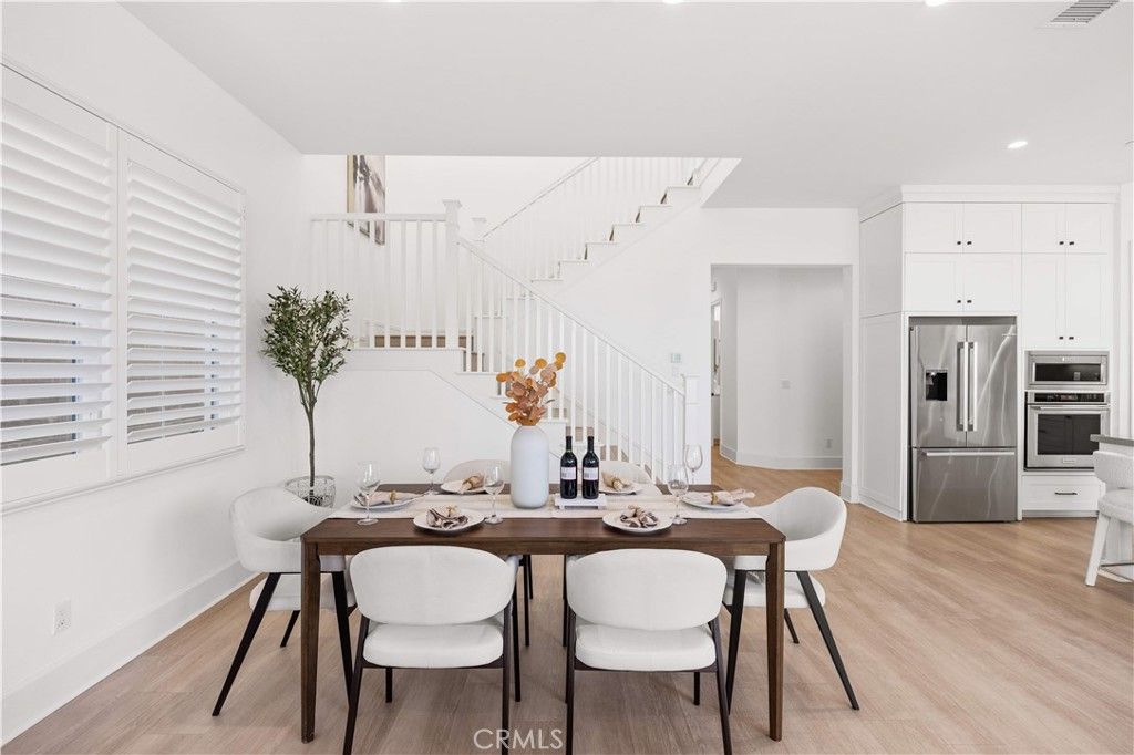 Image 23 of property listing at 217 Piazza, Irvine, CA 92602