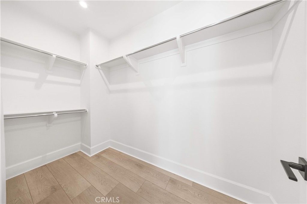 Image 34 of property listing at 217 Piazza, Irvine, CA 92602