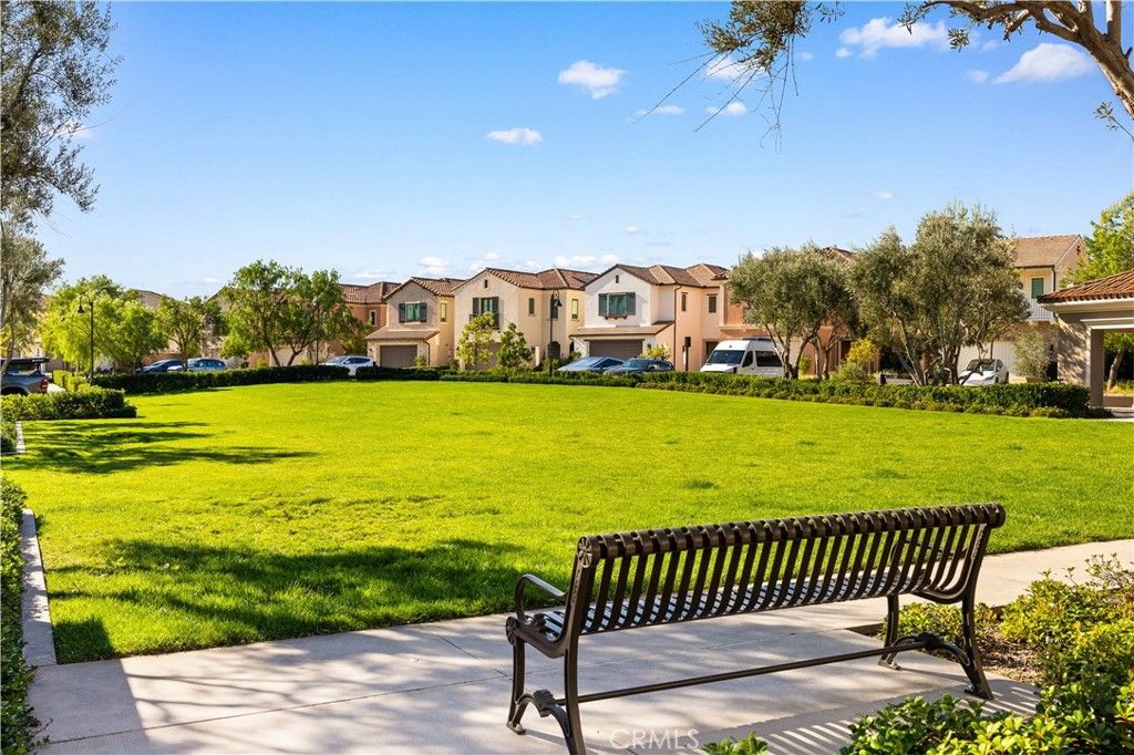 Image 57 of property listing at 217 Piazza, Irvine, CA 92602